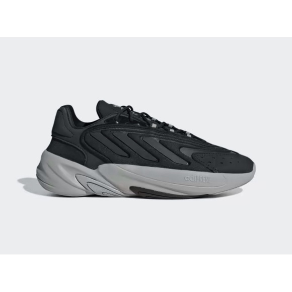 ADIDAS Ozelia black and grey sole - Picture 1 of 6